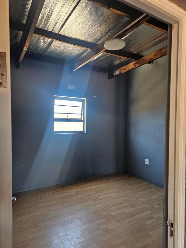 11 Bedroom Property for Sale in Chatsworth Western Cape